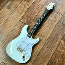 Load image into Gallery viewer, PRS Silver Sky Frost White - Rosewood