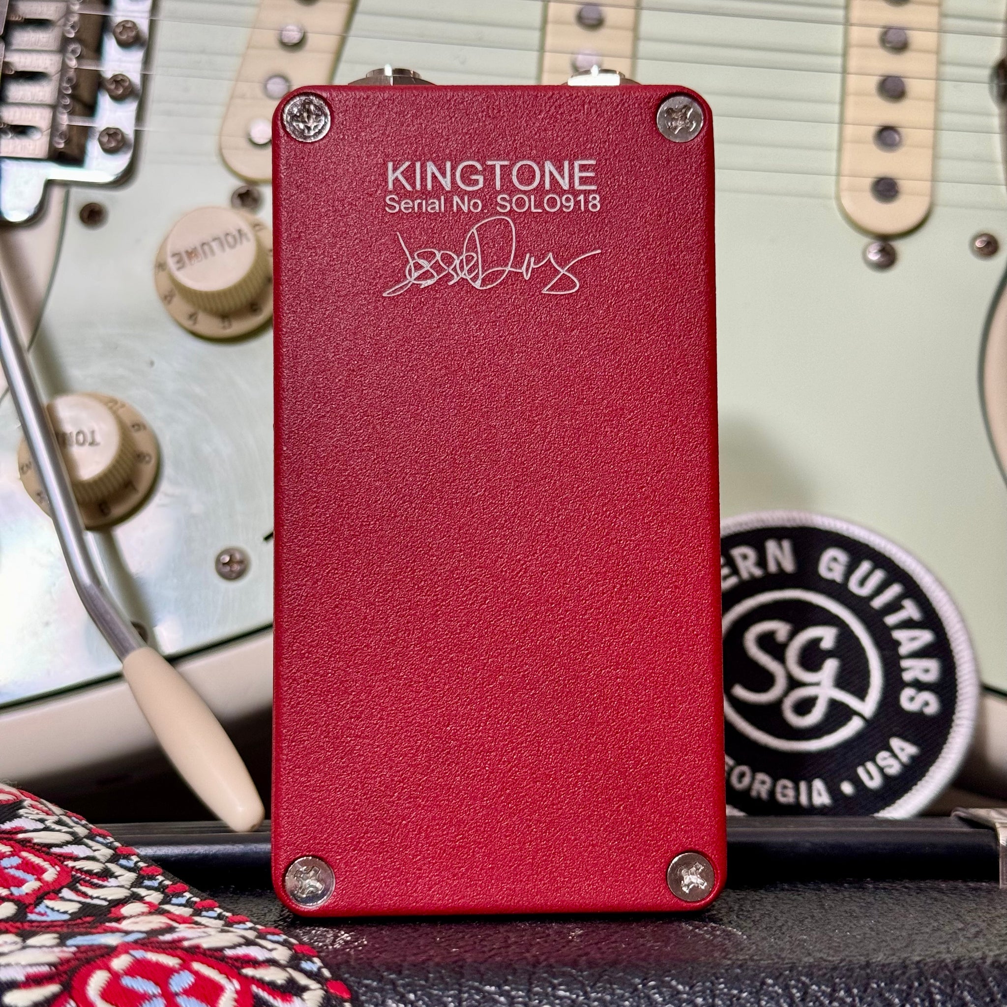 Kingtone Soloist Red – Southern Guitars