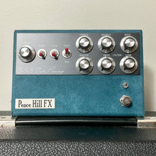 Load image into Gallery viewer, Peace Hill FX SSS Tube Preamp Turquoise Suede w/ Foot Switch
