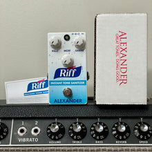 Load image into Gallery viewer, Alexander Pedals Riff Tone Sanitizer