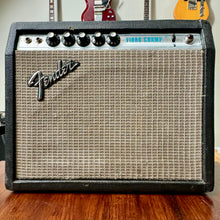 Load image into Gallery viewer, Fender Vibro Champ Silverface 1976 - Clean
