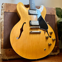 Load image into Gallery viewer, Gibson Custom ‘59 ES-335 Murphy Lab Light Aging.
