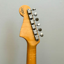 Load image into Gallery viewer, Fender Shop ‘62 Jazzmaster Relic 2012