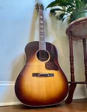 Load image into Gallery viewer, Gibson Advanced Jumbo Brazilian Rosewood - 1991