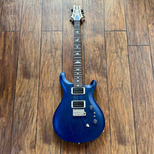 Load image into Gallery viewer, PRS CE 24 Swamp Ash w/ Upgrade PRS Paisley Case