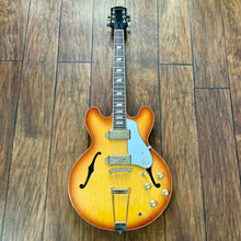 Load image into Gallery viewer, Epiphone Casino - USA Collection - Royal Tan