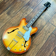 Load image into Gallery viewer, Epiphone Casino - USA Collection - Royal Tan