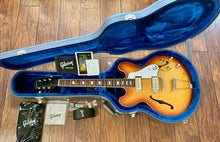 Load image into Gallery viewer, Epiphone Casino - USA Collection - Royal Tan