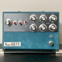 Load image into Gallery viewer, Peace Hill FX SSS Tube Preamp Turquoise Suede w/ Foot Switch