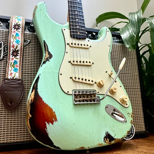 Fender Custom Shop 2018 NAMM Ltd. Ed. 1962 Stratocaster Heavy Relic Surf Green Over 3TSB