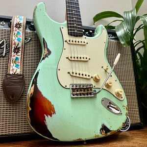 Fender Custom Shop 2018 NAMM Ltd. Ed. 1962 Stratocaster Heavy Relic Surf Green Over 3TSB