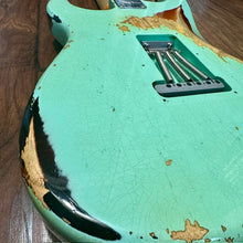 Load image into Gallery viewer, Fender Custom Shop 2018 NAMM Ltd. Ed. 1962 Stratocaster Heavy Relic Surf Green Over 3TSB