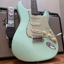 Load image into Gallery viewer, Fender Custom Shop Journeyman ‘60 Stratocaster Faded Surf Green